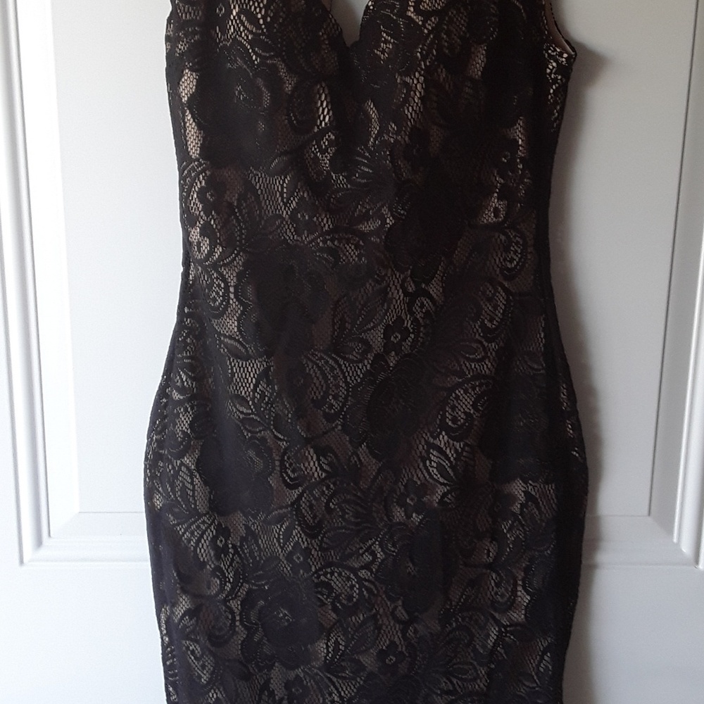 Papaya black lace with nude lining M
